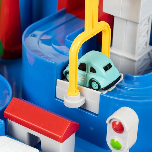Interaktyvus automobilių kliūčių ruožas